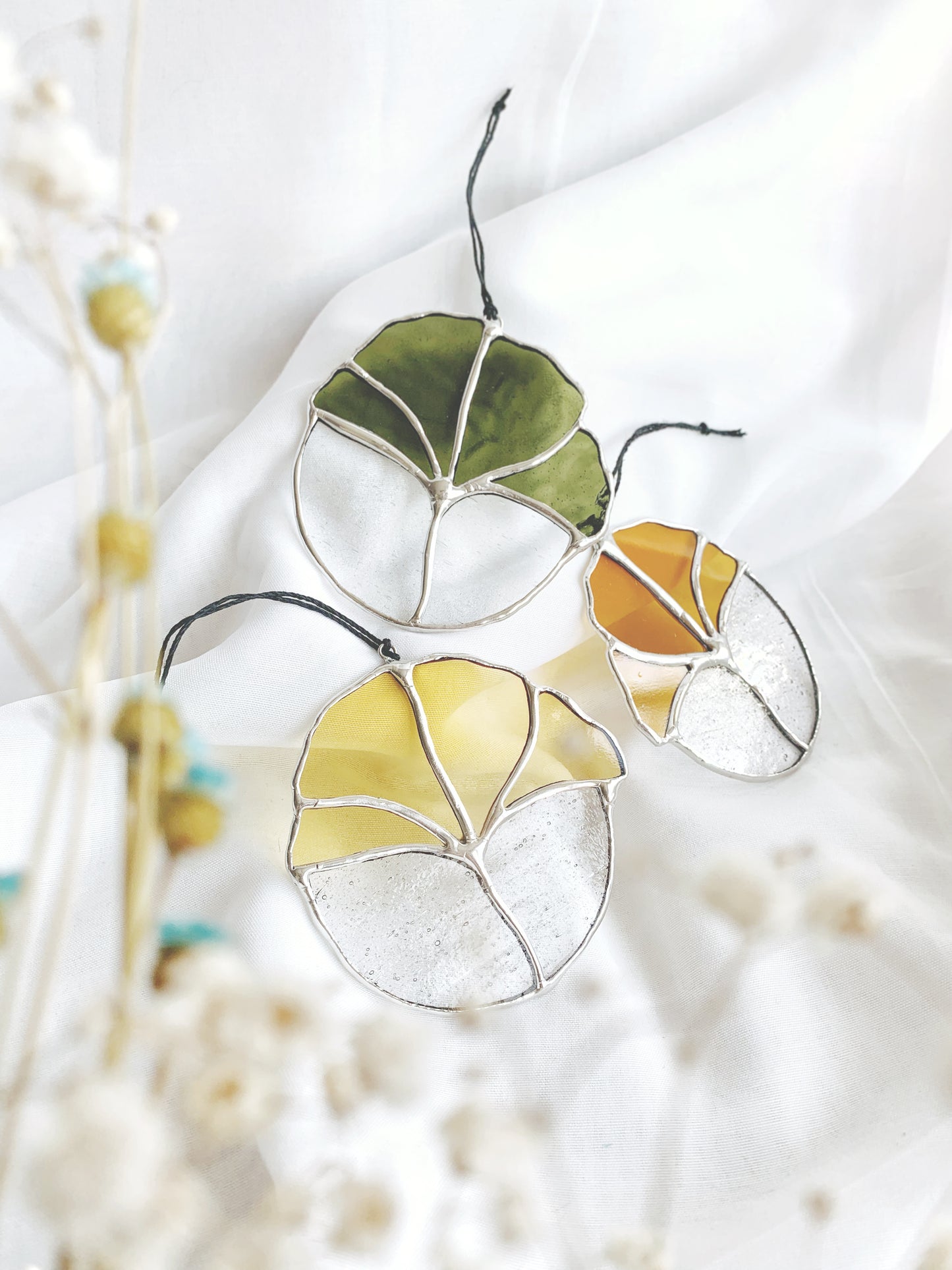 GINKGO LEAF - STAINED GLASS SUNCATCHER - Made to order